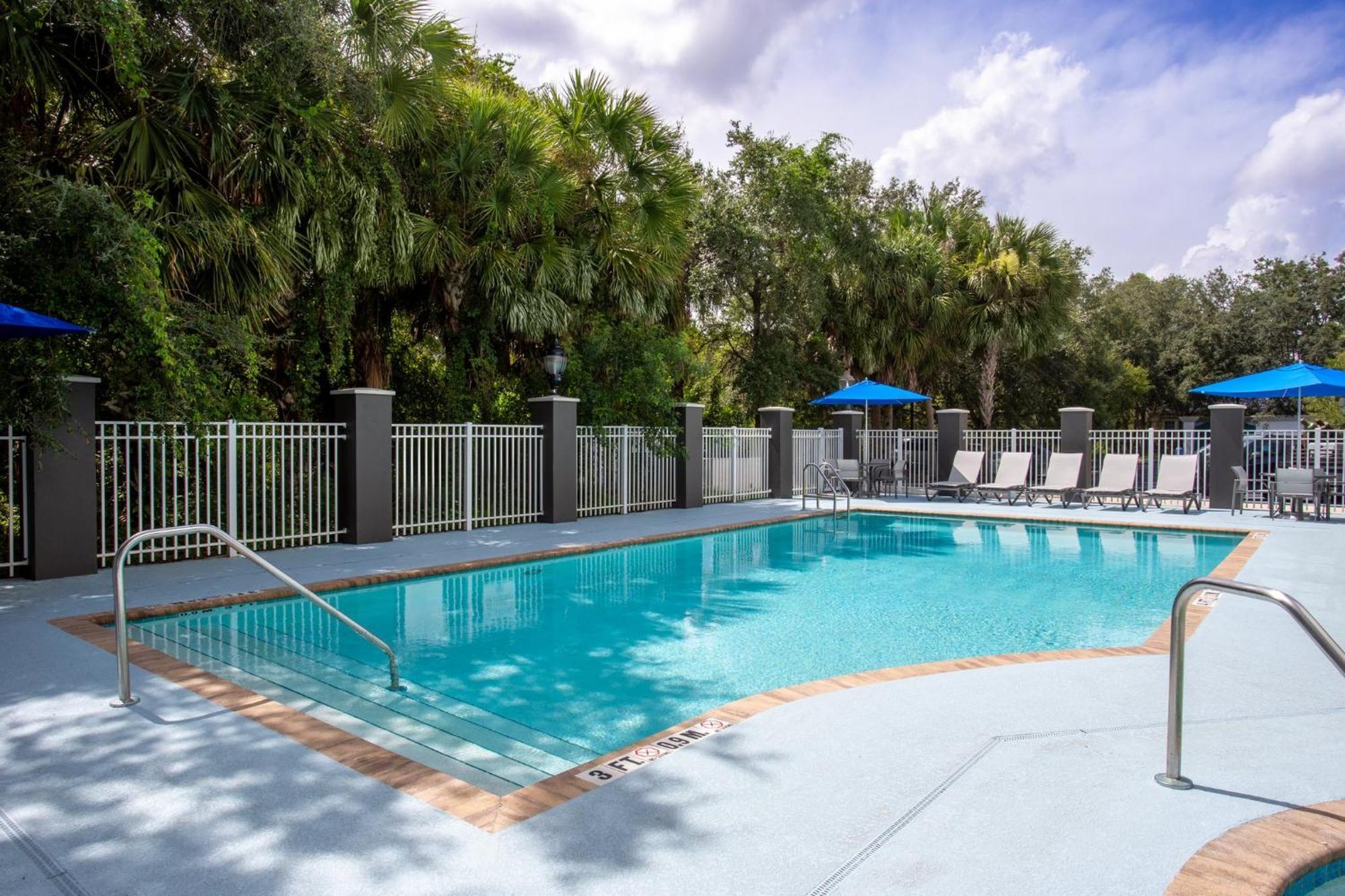 Holiday Inn Express & Suites Bradenton East-Lakewood Ranch By Ihg Ngoại thất bức ảnh